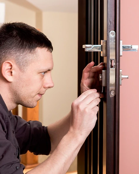 : Professional Locksmith For Commercial And Residential Locksmith Services in Pleasant Hill, CA